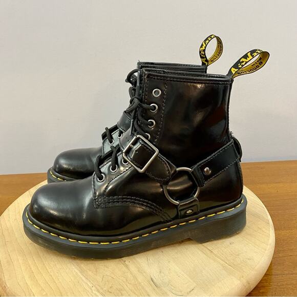 Dr. Martens 1460 Harness 8 Eye Black Leather Boots Men’s 7 Women’s Sz 8 25163001 - Picture 4 of 16